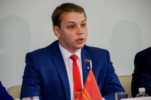 Максим Сурайкин рассказал, могут ли коммунисты спасти страну