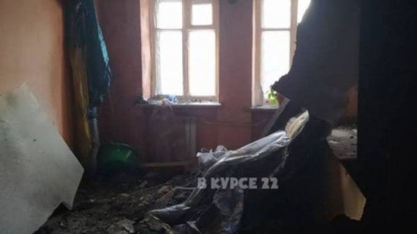 Потолок рухнул в отделении Сбербанка в Барнауле