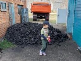 В Славгородском районе церковь купила уголь нуждающимся