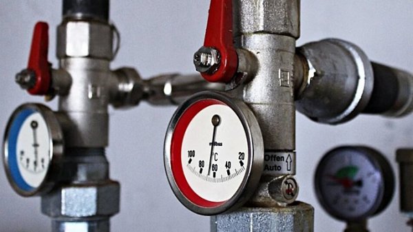 Энергетики расширили зону отключения горячей воды и отопления на 14 октября в Барнауле