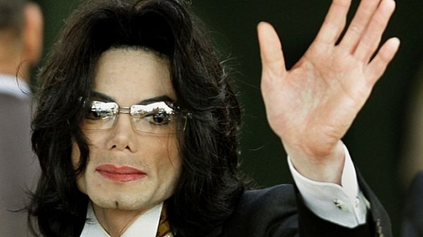 Майкл Джексон больше не самый богатый из умерших знаменитостей
