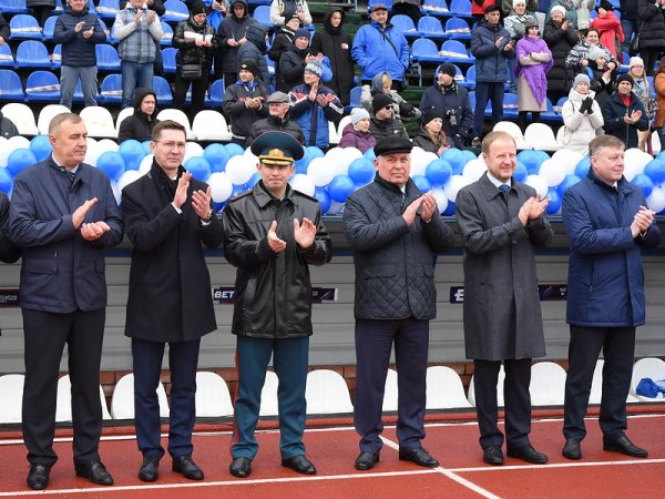 При поддержке банка ВТБ в Барнауле открылась единственная в СФО футбольная академия "Динамо" им. Льва Яшина