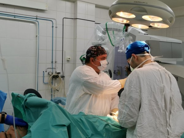Сделать ребенка руками. Хирург-уролог рассказал о новейших операциях бесплодным мужчинам в Алтайском крае