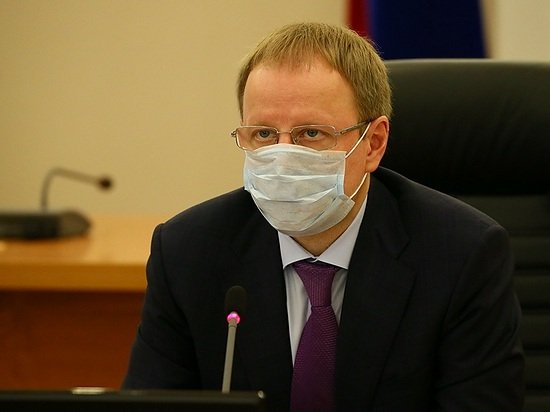 Виктор Томенко призвал жителей Алтайского края пройти вакцинацию против коронавируса