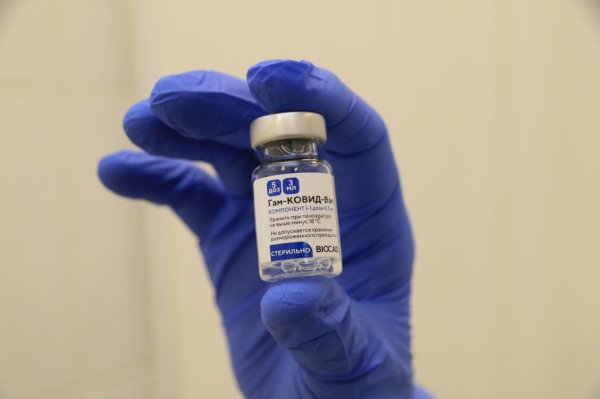 Известный алтайский врач выступил за обязательную вакцинацию от ковида