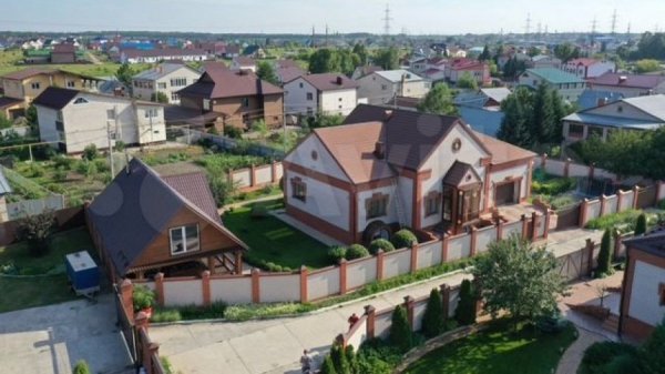 Почему глава коттеджного поселка вблизи Барнаула борется за роспуск сельсоветов и здоровое питание