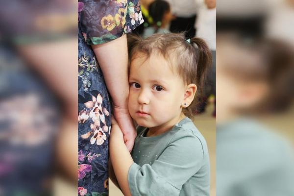 «Соседи могли подумать, что мы мучаем ребенка». Честная история приемной семьи из Барнаула - KP.Ru