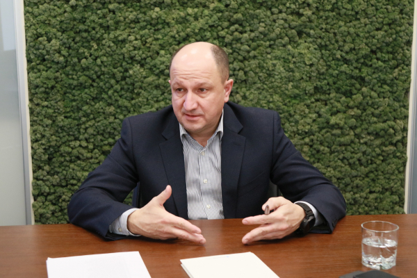 Депутат-комросс Матасов ответил на неудобные вопросы о партии, спойлерстве и ориентации