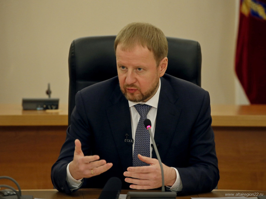Глава Алтайского края Виктор Томенко опроверг слухи об уходе с поста