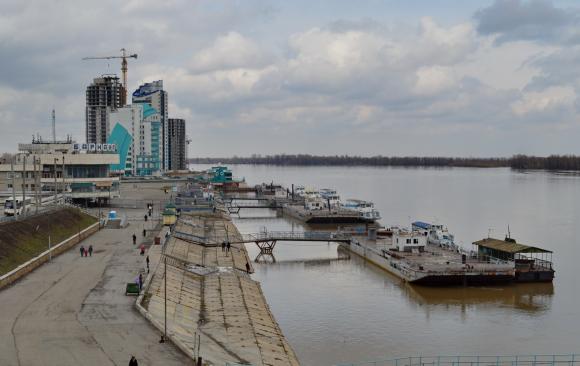 Мэрия Барнаула потратит 97,5 млн на ремонт "Юбилейного" и набережной