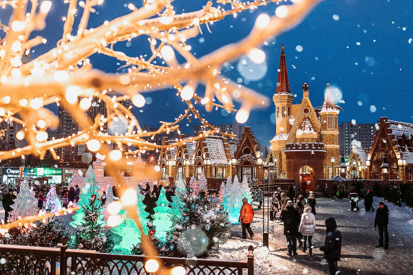 Названы популярные направления у россиян для путешествий на Новый год
