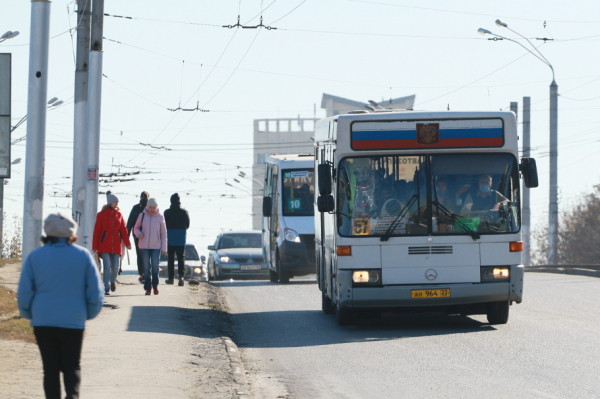 Перевозчики Барнаула объяснили причины частых задержек транспорта в городе