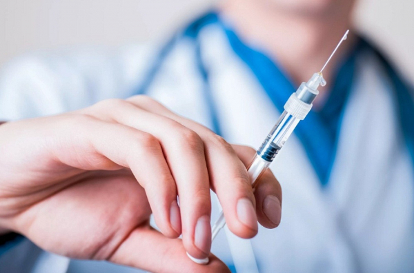 Роспотребнадзор изучает возможность введения штрафов из-за отказа от вакцинации