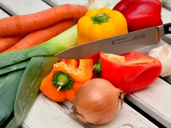В Алтайкрайстате заявили о снижении цен на некоторые фрукты и овощи