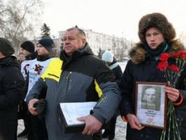 В Барнауле прошла церемония передачи праха солдата, погибшего в годы ВОВ