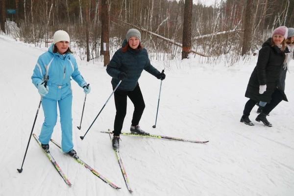 Активный отдых в Барнауле зимой - 2022: катки, лыжные базы, горки и катание на собачьих упряжках - KP.Ru
