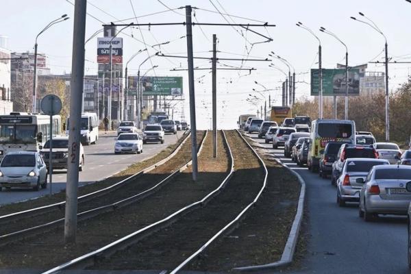 Как будет ходить транспорт во время реконструкции путепроводов на Новом рынке в Барнауле - KP.Ru