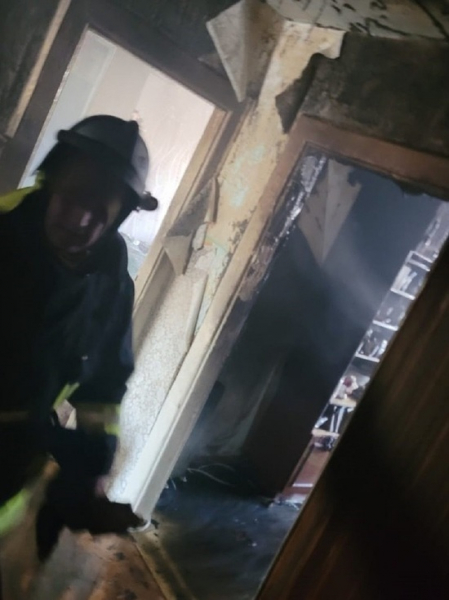 Мужчина погиб при пожаре в барнаульской пятиэтажке