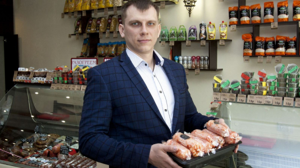 Полцарства за кило. Почему цены на колбасу и сосиски в Алтайском крае продолжают бить рекорды