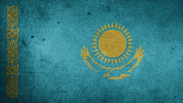 Такой день. Протесты в Казахстане и "старая лебединая" песня на Алтае