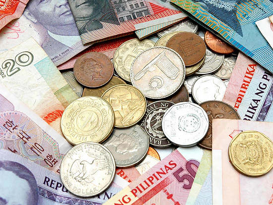 ВТБ: рост курсов валют ускорил девалютизацию сбережений