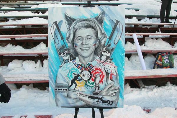 Алтайский художник Никола Питерский нарисовал портрет биатлониста Серохвостова - KP.Ru