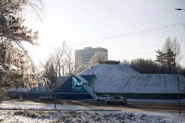 Какой дом собираются построить на площади Сахарова в Барнауле