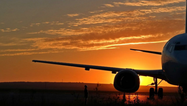Летевший из Москвы в Горно-Алтайск Boeing аварийно сел в другом аэропорту