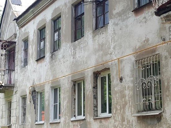 В Барнауле расселят рекордный объем аварийного жилья в 2022 году