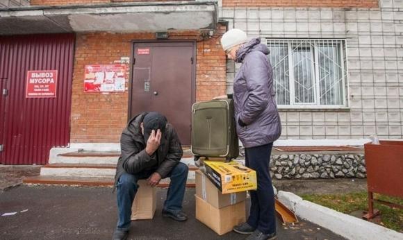 Алтайская банда черных риелторов оставила без жилья 11 одиноких человек