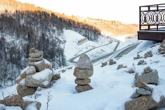 Более 465 млн рублей направят на строительство дороги в "Белокурихе горной"