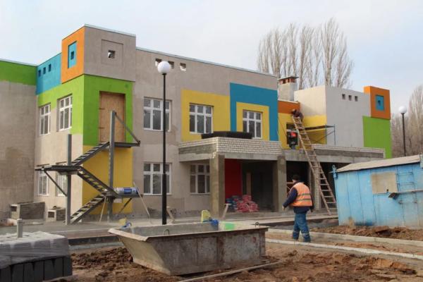 Строительство школ и детсадов в Алтайском крае могут заморозить