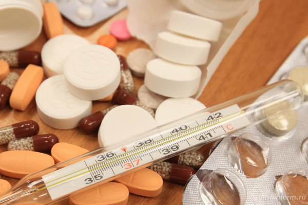В аптеках возникли проблемы с жаропонижающими лекарствами для детей