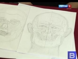 Алтайский студент-поисковик восстанавливает облик солдата по черепу