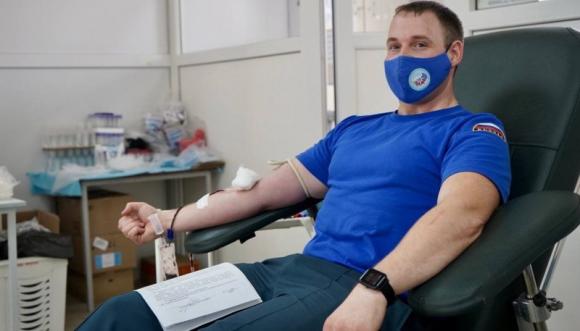 Более 70 сотрудников МЧС стали донорами крови