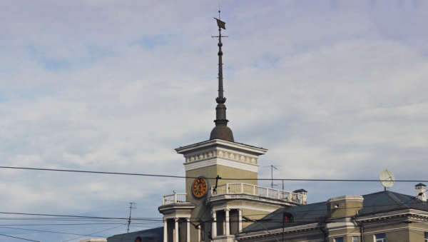 Тик-так на сотни тысяч. В Барнауле отремонтирую башенные часы, в том числе на Доме под шпилем