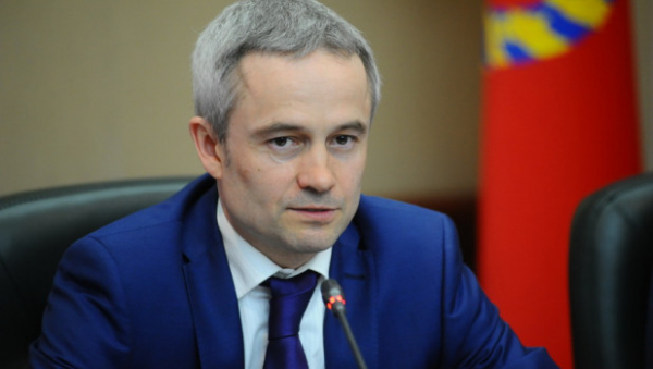 Томенко принял отставку министра спорта Алтайского края Алексея Перфильева