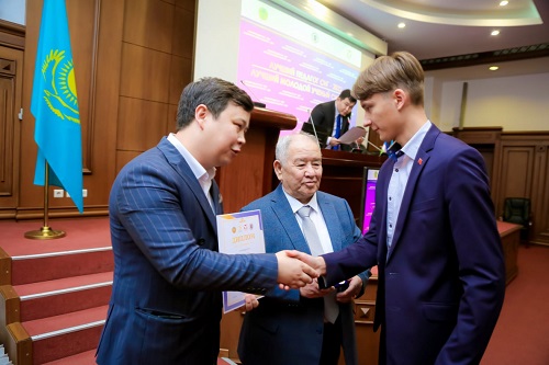 Лучший молодой учёный СНГ учится в Алтайском филиале РАНХиГС