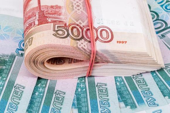 СМИ: В Барнауле экс-сотрудник полиции оказался должен людям десятки миллионов рублей