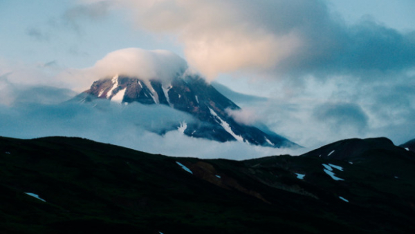 31-летний житель Алтайского края погиб при восхождении на вулкан на Камчатке
