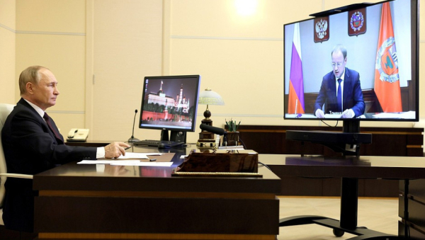 Виктор Томенко и Владимир Путин побеседовали по видеосвязи. О чем они говорили — altapress.ru собрал основное