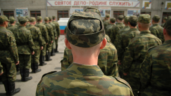 Увеличат ли срок военной службы в России до двух лет — разбор