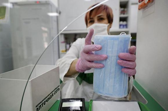 В Алтайском крае ввели ограничения из-за высокой заболеваемости гриппом - кто теперь должен ходить в маске