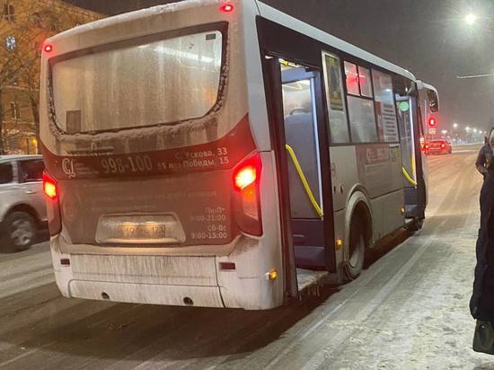 В Барнауле сменили перевозчика на одном из маршрутов из-за срывов расписания
