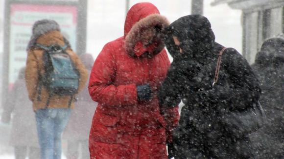 Жителей Алтайского края предупреждают об ухудшении погоды 13 декабря