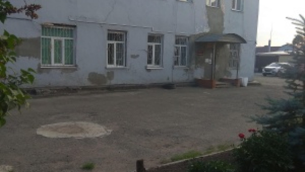 Аварийное здание филиала поликлиники № 1 в Барнауле закроют на капитальный ремонт. Подробности
