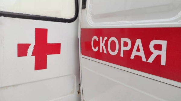 Четыре ребенка пострадали при переворачивании грузовика с туристами на Алтае