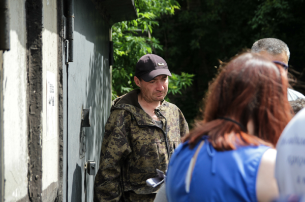 "Может случиться с каждым". Кто в Барнауле бесплатно кормит бомжей и почему это важно