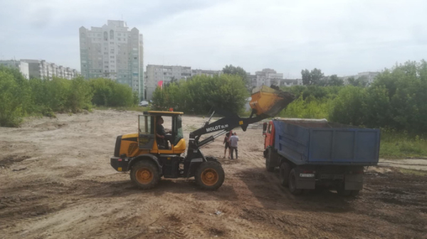 В Индустриальном районе Барнаула убирают несанкционированные свалки
