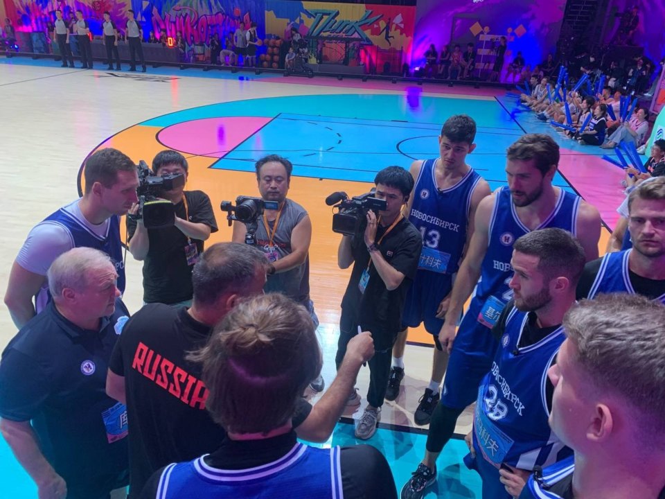 Баскетбольный клуб «Новосибирск» участвует в популярном китайском реалити-шоу «Dunk of China»
